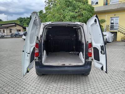 Citroen Berlingo van M 1.5 bluehdi 100cv S&amp;S Club 3p.ti Bianco usata Cigognola
