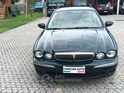 Jaguar X-Type 2.0D cat Wagon PER COMMERCIANTI Verde usata Cigognola