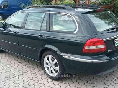 Jaguar X-Type 2.0D cat Wagon PER COMMERCIANTI Verde usata Cigognola