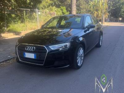 Audi A3 30 1.6 tdi Business 116cv s-tronic my19 Nero usata Palermo
