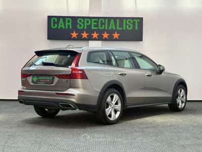 Volvo V60 Cross Country 2.0 d4 Geartronic Pro AWD MY20 - APPLE CAR PLAY|NAVI|SENSORI Grigio usata Como