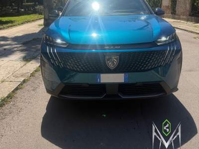 Peugeot 3008 1.2 hybrid GT 135cv e-dcs6 Rosso usata Palermo
