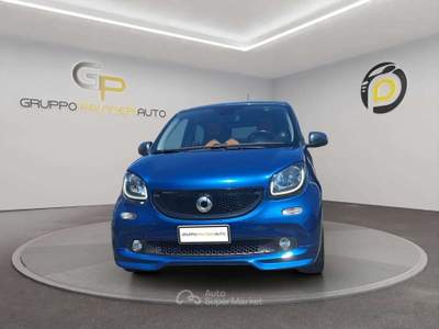 Smart ForFour Forfour 0.9 t Passion 90cv twinamic Blu/Azzurro usata Pompei