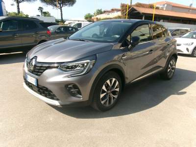 Renault Captur CAPTUR 1.0 GPL 100CV INTENS FULL OPTIONAL 21/12/2020 Grigio usata Giugliano in Campania