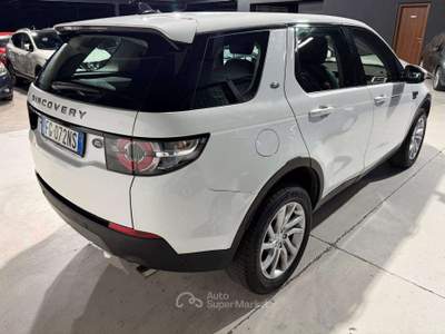 Land Rover Discovery Sport 150cv Bianco usata Sedriano