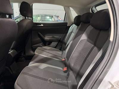 Volkswagen Polo R-Line Km 68.000 Neopatentati usata Sedriano