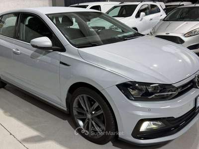 Volkswagen Polo R-Line Km 68.000 Neopatentati usata Sedriano