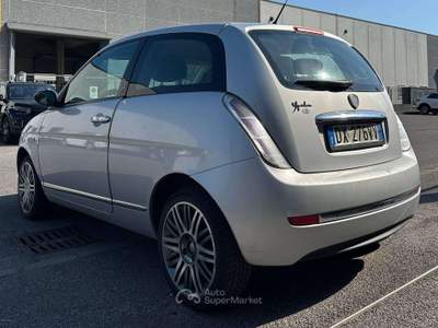 Lancia Ypsilon NEOPATENTATI UNICO PROPRIETARIO 1.2 BENZ Argento usata Orzinuovi