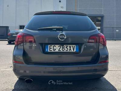Opel Astra Sports Tourer 1.6 t. Cosmo S 180cv turbo Grigio usata Orzinuovi