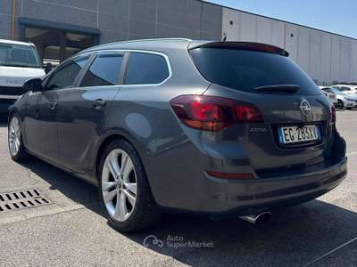 Opel Astra Sports Tourer 1.6 t. Cosmo S 180cv turbo Grigio usata Orzinuovi