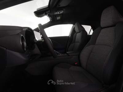 Toyota C-HR C-HR 1.8 HV Trend BUSINESS PACK,RETROCAMERA,FARI L Argento usata Roma