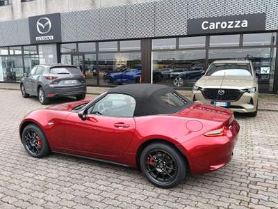 Mazda MX-5 MX-5 Soft Top 1.5 Homura Driver Assistance Rosso usata Liscate