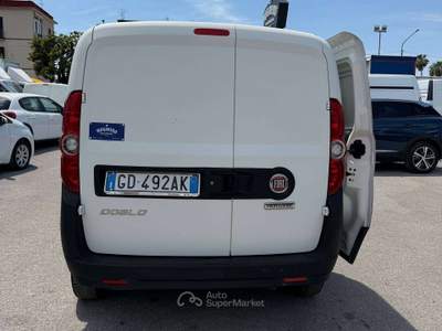 Fiat Doblò 1.6mjt 105cv FURGONE Bianco usata Salerno