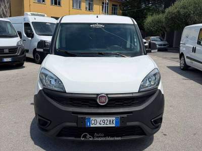 Fiat Doblò 1.6mjt 105cv FURGONE Bianco usata Salerno