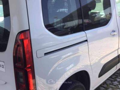Fiat Doblò 1.5hdi 130cv AUTOCARRO 5 POSTI Bianco usata Salerno