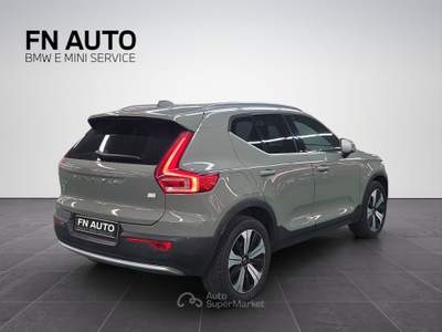 Volvo XC40 Recharge Plug-in Hybrid automatico Core Verde usata Torino
