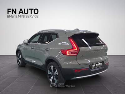 Volvo XC40 Recharge Plug-in Hybrid automatico Core Verde usata Torino