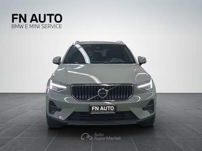 Volvo XC40 Recharge Plug-in Hybrid automatico Core Verde usata Torino