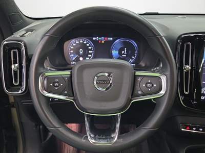Volvo XC40 Recharge Plug-in Hybrid automatico Core Verde usata Torino