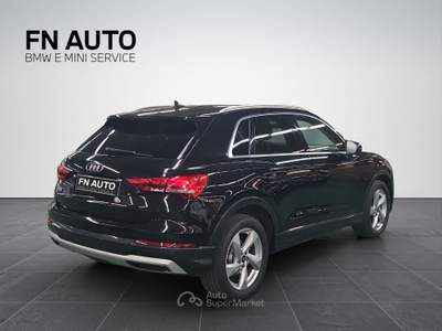Audi Q3 S tronic Business Advanced Nero usata Torino
