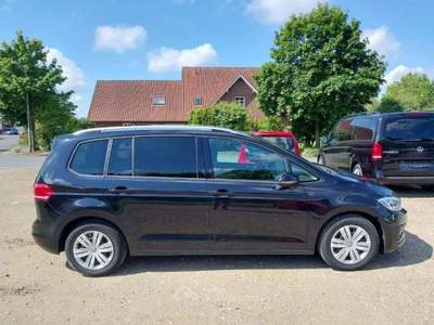 Volkswagen Touran 1.6 TDI 115 CV SCR Comfortline 7 Posti Nero usata Rivignano Teor