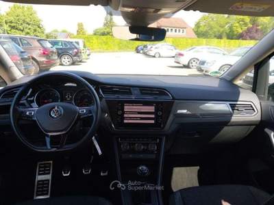 Volkswagen Touran 1.6 TDI 115 CV SCR Comfortline 7 Posti Nero usata Rivignano Teor
