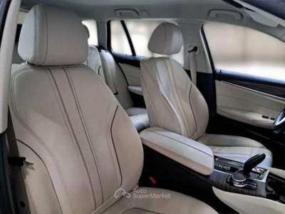 BMW Serie 5 520d 520 d 48V xDrive Touring Luxury Nero usata Rivignano Teor