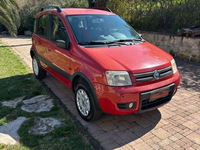 Fiat Panda 1.2 4x4 Climbing Rosso usata Rosignano Marittimo