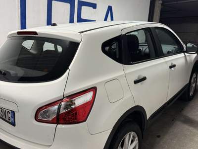 Nissan Qashqai 1.6 16v Visia FL GANCIO TRAINO UNICO PROPRIETARIO usata Cologno Monzese