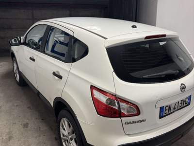 Nissan Qashqai 1.6 16v Visia FL GANCIO TRAINO UNICO PROPRIETARIO usata Cologno Monzese