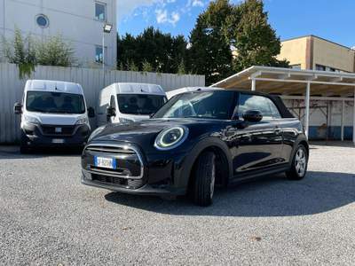 MINI Cooper F57 1.5 Essential 136CV - IN PRONTA CONSEGNA Nero usata TORINO