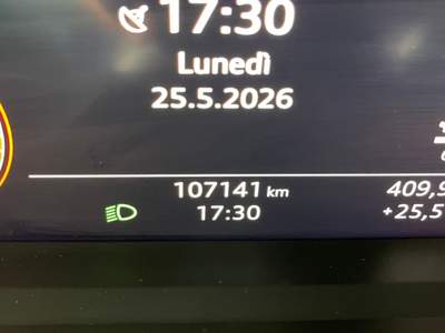 Audi Q3 40 2.0 TDI 190cv quattro S-line Nero usata Bitonto