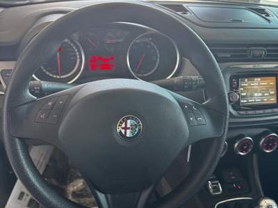 Alfa Romeo Giulietta GPL Sprint Bianco usata Giugliano in Campania