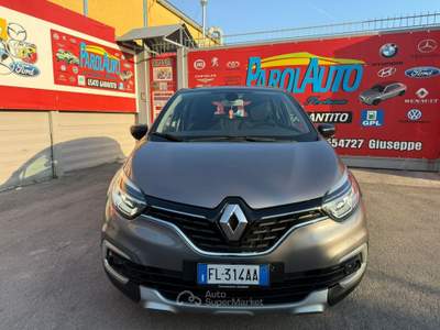 Renault Captur 1.5 dCi 110cv Initiale Paris - 2017 Grigio usata Giugliano in Campania