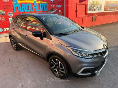 Renault Captur 1.5 dCi 110cv Initiale Paris - 2017 Grigio usata Giugliano in Campania