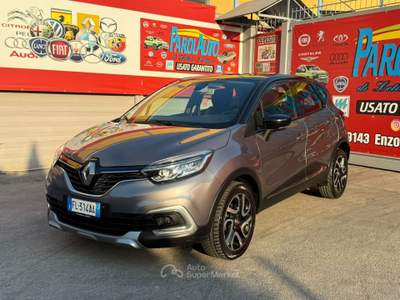 Renault Captur 1.5 dCi 110cv Initiale Paris - 2017 Grigio usata Giugliano in Campania