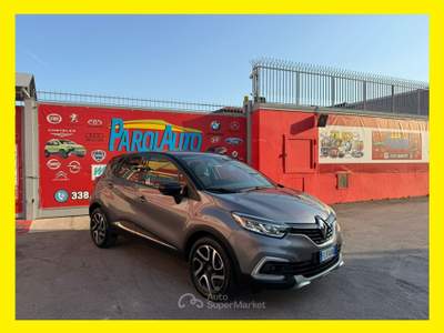 Renault Captur 1.5 dCi 110cv Initiale Paris - 2017 Grigio usata Giugliano in Campania