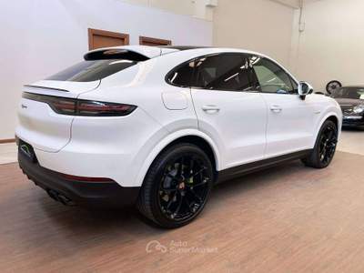 Porsche Cayenne Coupe 3.0 e-hybrid tiptronic FULL OPTIONAL TUTTA TAGLIANDATA CL 22'' TURBO GT RIVISIONATO CAMBIO E DIFFERENZIALE PERFETTA Bianco usata Botticino