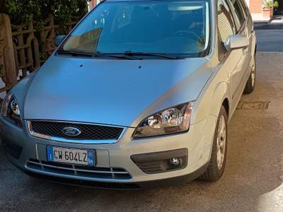 Ford Focus/Focus C-Max null Argento usata Latina