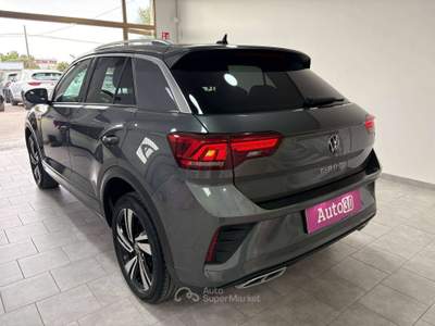 Volkswagen T-Roc T-Roc 2023 2.0 tdi R-Line 115cv SENZA OBBLIGO DI FINANZIAMENTO Grigio usata Terracina