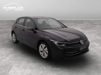 Volkswagen Golf 1.5 TSI eHYBRID Style DSG Grigio usata Lucca