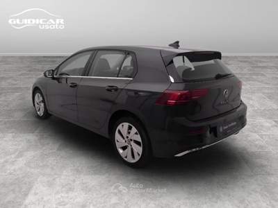 Volkswagen Golf 1.5 TSI eHYBRID Style DSG Grigio usata Lucca