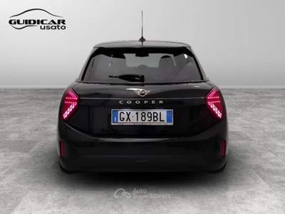 MINI Clubman 1.5 C Favoured Auto Bianco usata Lucca
