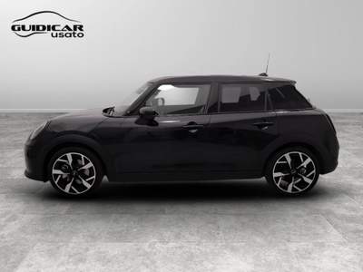 MINI Clubman 1.5 C Favoured Auto Bianco usata Lucca