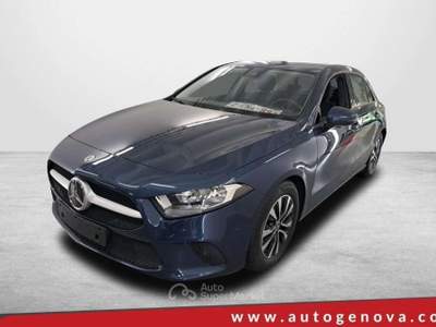 Mercedes-Benz Classe A MERCEDES-BENZ A 180D 116CV 6M. BUSINESS SOLUTION ( Blu/Azzurro usata Salerno