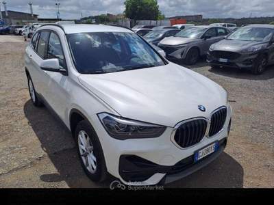 BMW X1 X1 BMW X1 16D 115CV STEPTRONIC S-DRIVE BUSINESS ADVAN Bianco usata Salerno
