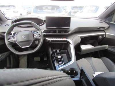 Peugeot 5008 PEUGEOT 5008 1.5 BLUEHDI 131CV EAT8 SeS 7POSTI ALL Nero usata Salerno