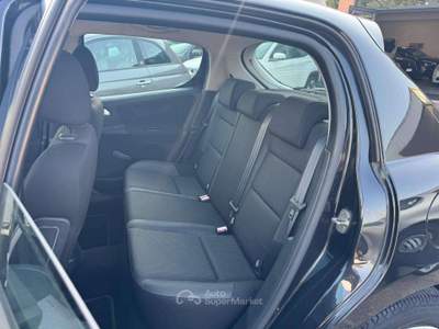 Peugeot 207 207 1.4 BENZ 8V 75CV 5 PORTE 2012 Nero usata Latina