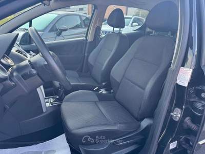Peugeot 207 207 1.4 BENZ 8V 75CV 5 PORTE 2012 Nero usata Latina