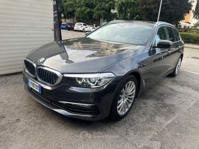 BMW Serie 5 520d 520 520d Touring Msport Grigio usata Prato